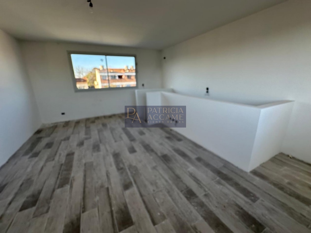 Duplex a estrenar, 4 ambientes al frente